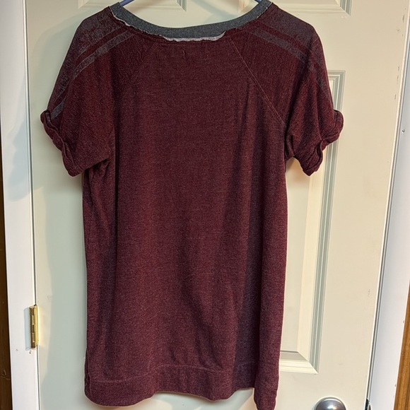 Size Large Shirt - Picture 2 of 2